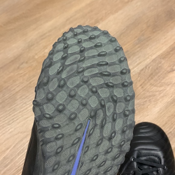 Tiempo Legend 10 Club TF - Adult Turf Soccer Shoes - Picture 3 of 4